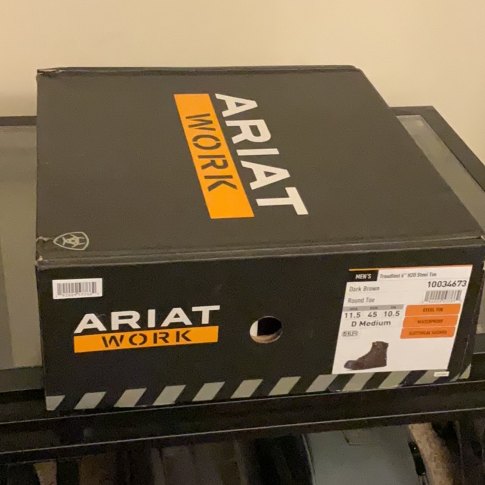 Ariat steel toe boots